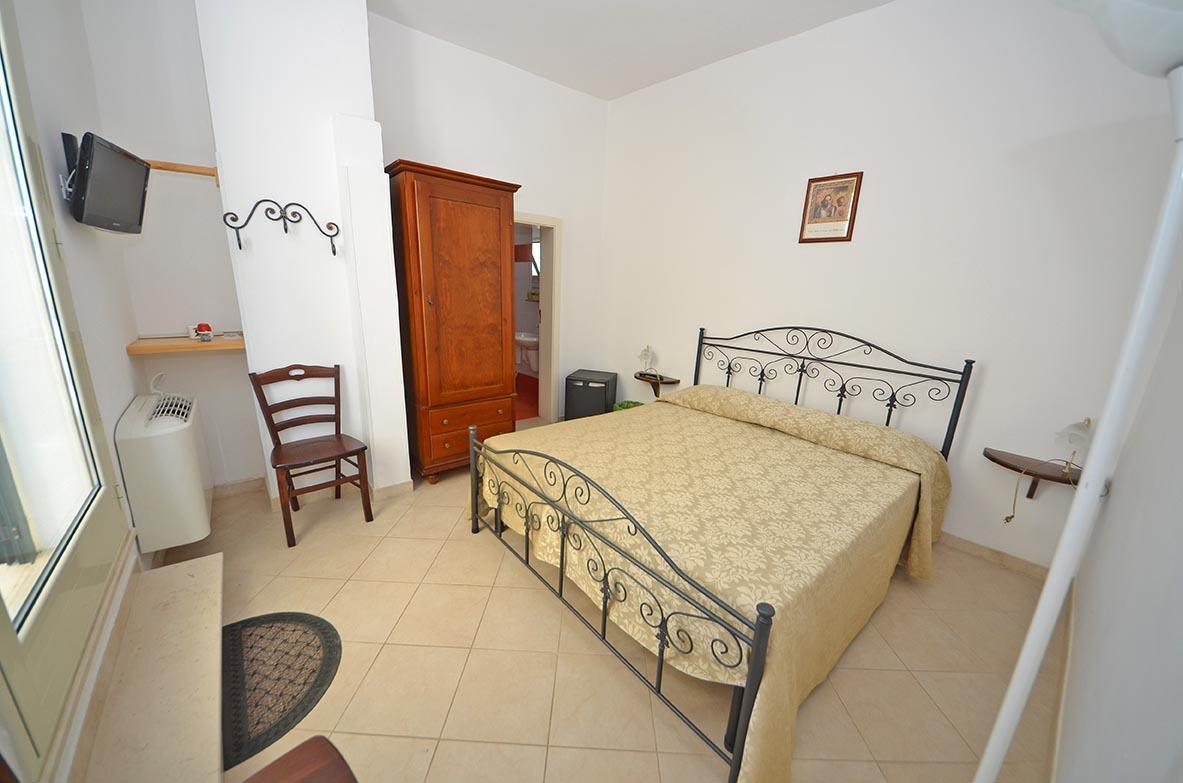 Casa Branca Bed & Breakfast กาสตริญาโน เดล กาโป ภายนอก รูปภาพ